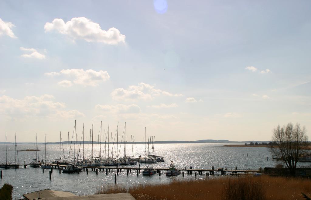 Ferienhaus Suedblick Am Yachthafen Breege Exterior photo